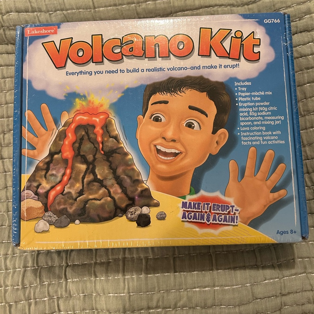 Never used. Unopened. Plastic seal intact. 
Christmas gift that was never used.